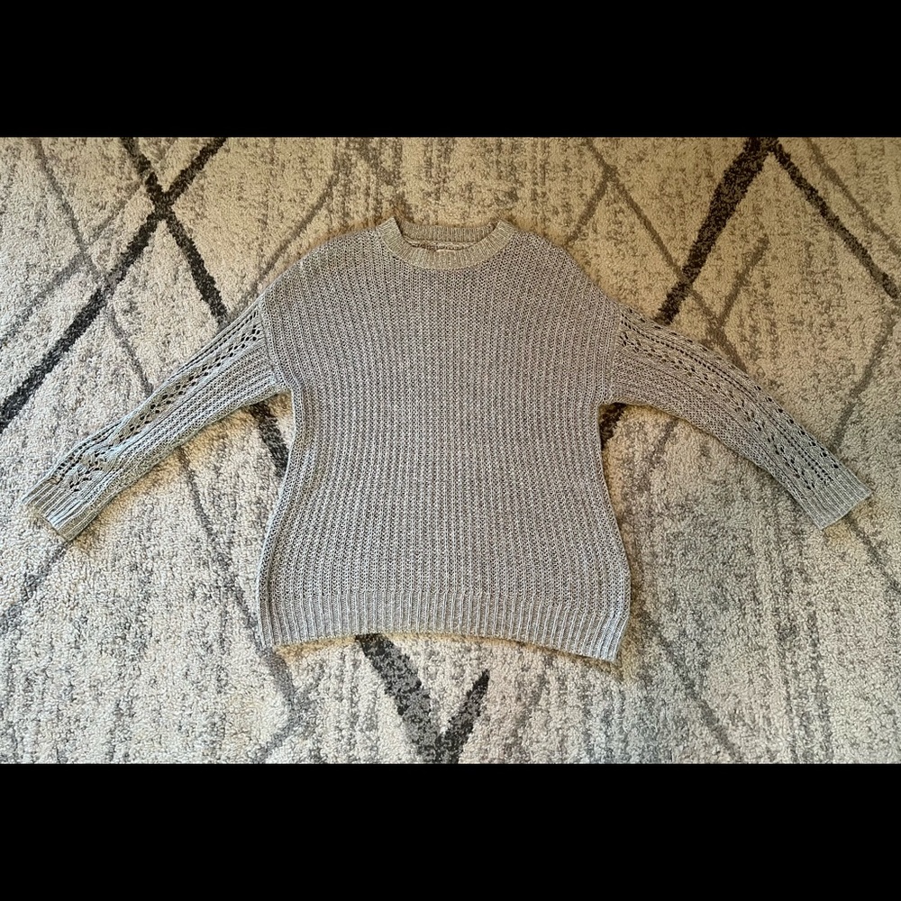American Eagle women sweater